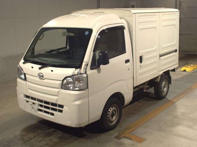 3769 DAIHATSU HIJET TRUCK S510P 2018 г. (TAA Kyushu)